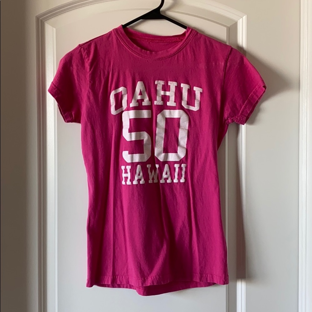 Pink Oahu shirt.